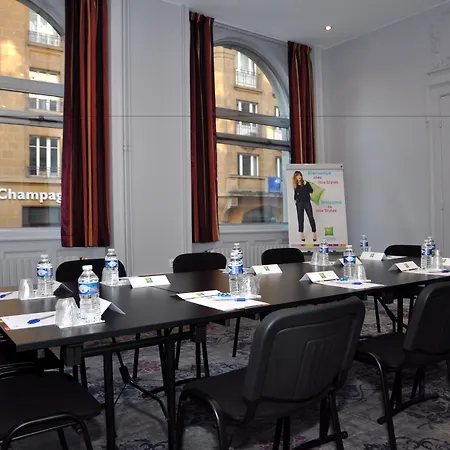 Ibis Styles Centre Gare فندق ميتز