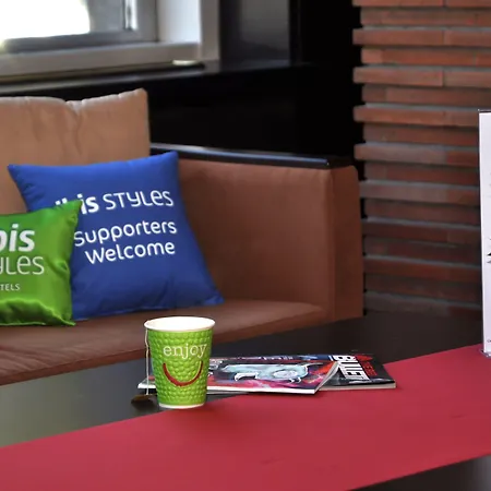 Ibis Styles Centre Gare فندق 3*