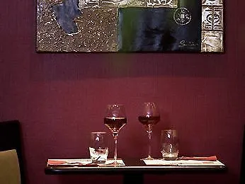 Ibis Styles Centre Gare Otel 3*