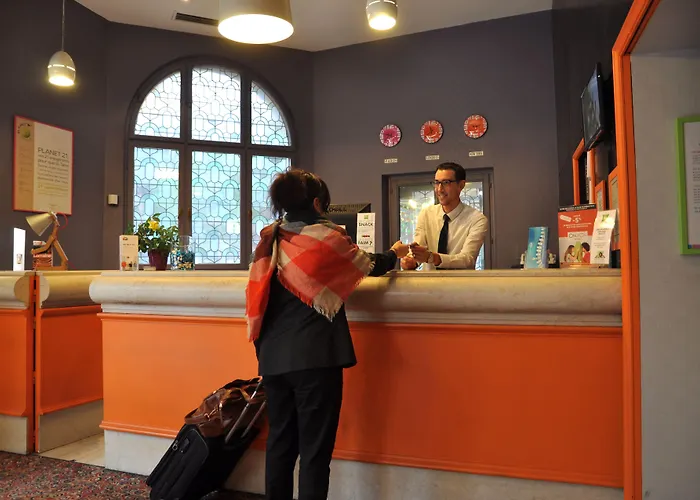 Ibis Styles Centre Gare Hotel 3*