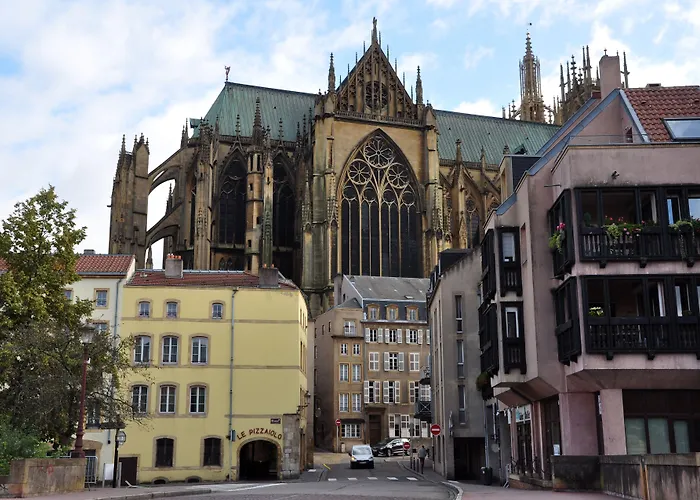 Отель Ibis Styles Centre Gare Мец